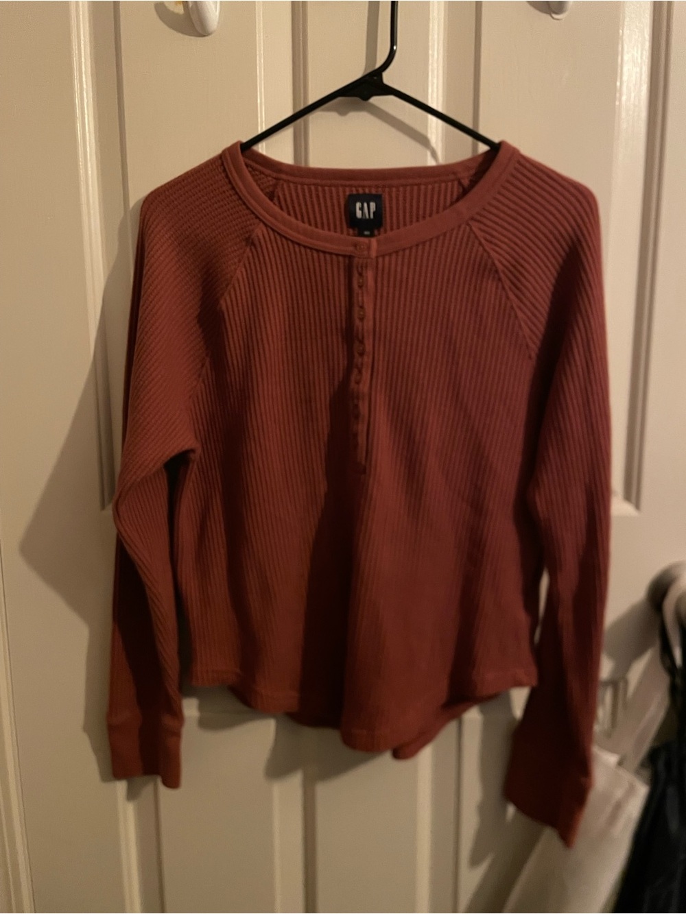 GAP Ribbed Henley Long-Sleeve Top - Rust